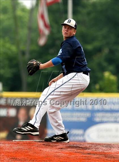 Thumbnail 2 in Dixie Heights vs Boone Co. (KHSAA 9th Region Final) photogallery.