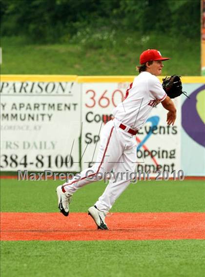 Thumbnail 1 in Dixie Heights vs Boone Co. (KHSAA 9th Region Final) photogallery.
