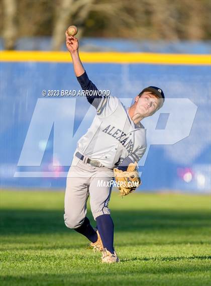 Thumbnail 2 in Alexander Central @ Mooresville photogallery.