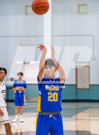 Thumbnail 2 in Cottonwood Classical Prep vs. Aztec ( Al Armendariz Tournament at Capital ) photogallery.