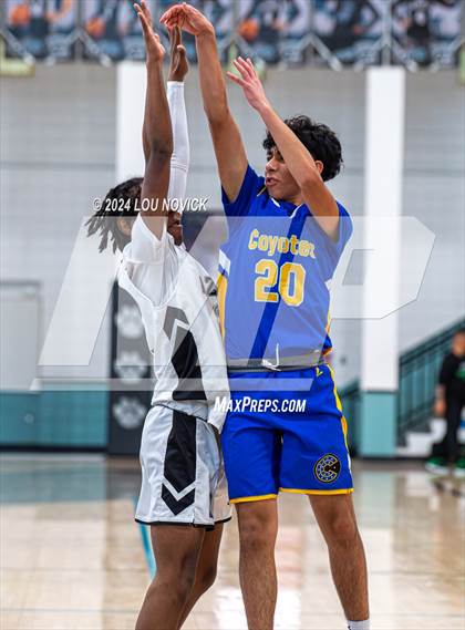 Thumbnail 1 in Cottonwood Classical Prep vs. Aztec ( Al Armendariz Tournament at Capital ) photogallery.