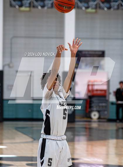 Thumbnail 2 in Cottonwood Classical Prep vs. Aztec ( Al Armendariz Tournament at Capital ) photogallery.