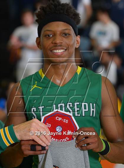 Thumbnail 1 in St. Joseph vs. Flintridge Prep (CIF SS 5AA Final)  photogallery.
