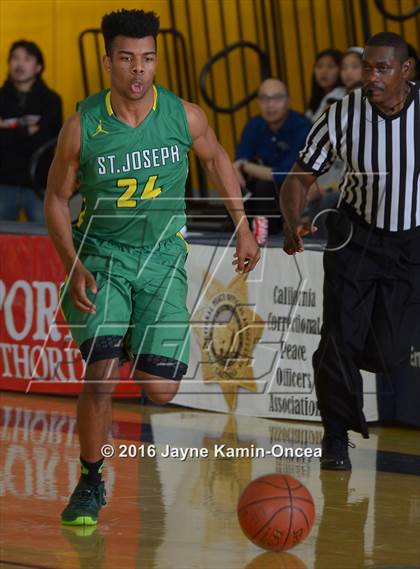 Thumbnail 3 in St. Joseph vs. Flintridge Prep (CIF SS 5AA Final)  photogallery.