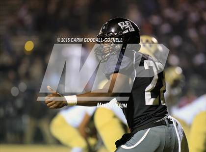 Thumbnail 3 in Walter M. Williams @ Havelock  (NCHSAA 3A 1st Round) photogallery.