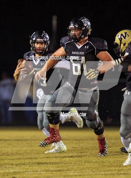Thumbnail 1 in Walter M. Williams @ Havelock  (NCHSAA 3A 1st Round) photogallery.