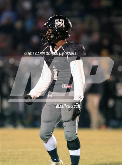 Thumbnail 2 in Walter M. Williams @ Havelock  (NCHSAA 3A 1st Round) photogallery.