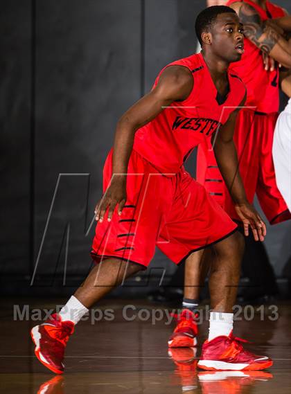 Thumbnail 1 in Westfield vs Bellaire (McDonald's Texas Invitational) photogallery.