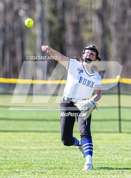 Thumbnail 1 in Noble @ Kennebunk photogallery.