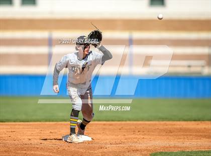 Thumbnail 2 in Roff @ Deer Creek photogallery.