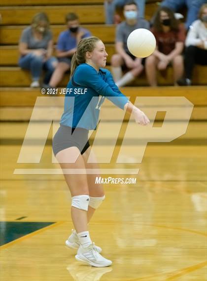 Thumbnail 3 in Hickory @ Great Bridge photogallery.