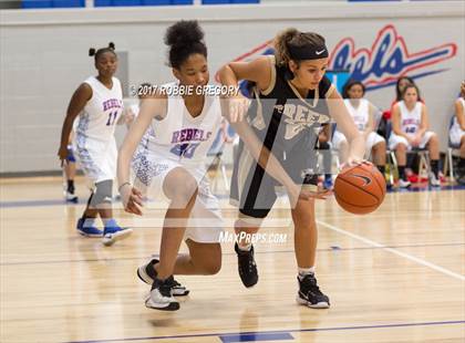 Thumbnail 1 in Greer @ Byrnes photogallery.