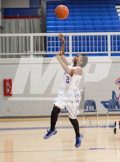 Thumbnail 2 in Greer @ Byrnes photogallery.