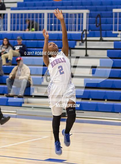 Thumbnail 3 in Greer @ Byrnes photogallery.
