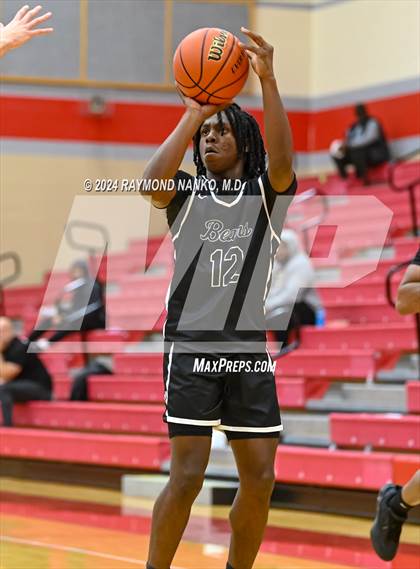 Thumbnail 2 in Lawrence Central vs Bloomington North (Fishers Holiday Classic)  photogallery.