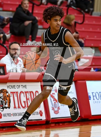 Thumbnail 3 in Lawrence Central vs Bloomington North (Fishers Holiday Classic)  photogallery.