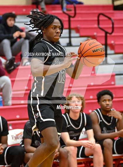 Thumbnail 3 in Lawrence Central vs Bloomington North (Fishers Holiday Classic)  photogallery.