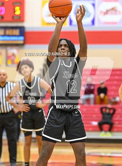Thumbnail 3 in Lawrence Central vs Bloomington North (Fishers Holiday Classic)  photogallery.