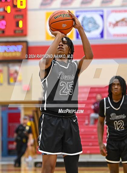 Thumbnail 1 in Lawrence Central vs Bloomington North (Fishers Holiday Classic)  photogallery.