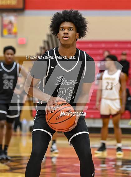 Thumbnail 2 in Lawrence Central vs Bloomington North (Fishers Holiday Classic)  photogallery.