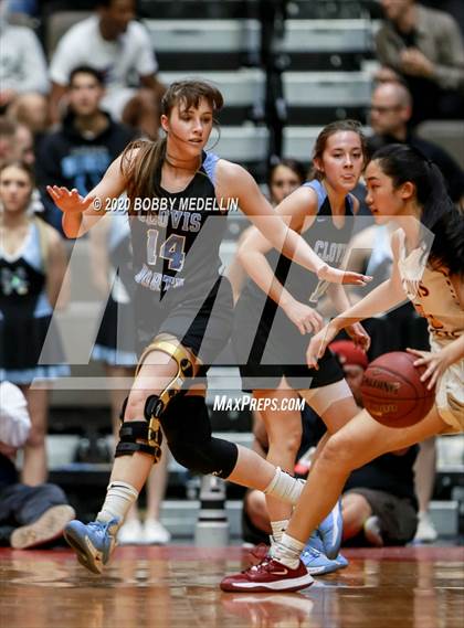 Thumbnail 3 in Clovis North vs. Clovis West (CIF Open Division Championship) photogallery.