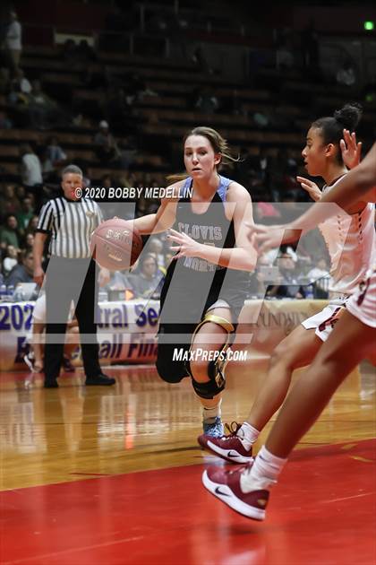 Thumbnail 2 in Clovis North vs. Clovis West (CIF Open Division Championship) photogallery.