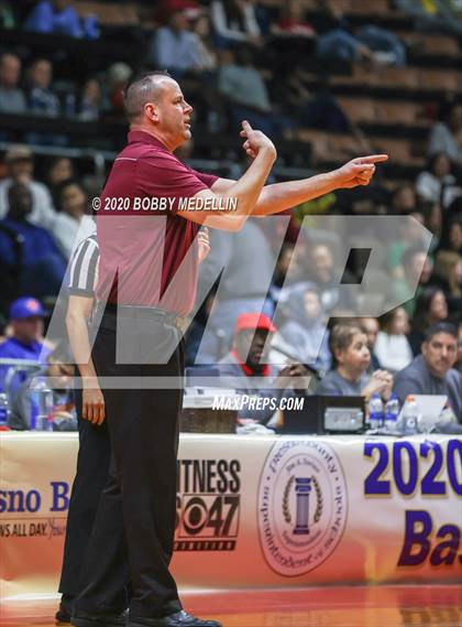 Thumbnail 3 in Clovis North vs. Clovis West (CIF Open Division Championship) photogallery.