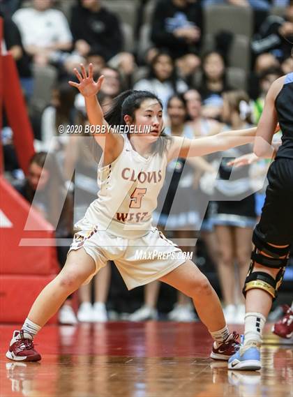 Thumbnail 3 in Clovis North vs. Clovis West (CIF Open Division Championship) photogallery.