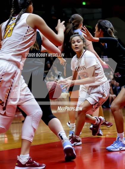 Thumbnail 2 in Clovis North vs. Clovis West (CIF Open Division Championship) photogallery.