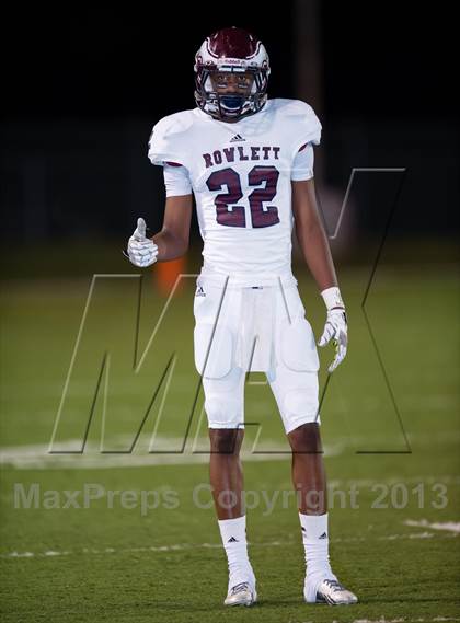 Thumbnail 3 in Rowlett vs Lake Highlands photogallery.