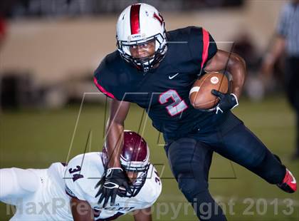 Thumbnail 3 in Rowlett vs Lake Highlands photogallery.