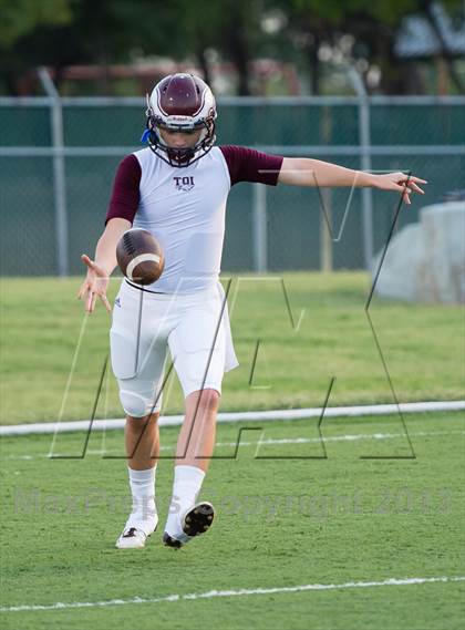 Thumbnail 2 in Rowlett vs Lake Highlands photogallery.