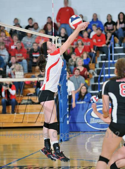Thumbnail 3 in Clayton vs. Luck (WIAA D4 Sectional Final)  photogallery.