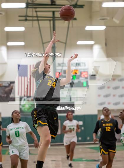 Thumbnail 1 in Patrick Henry @ Lincoln (MLK Showcase) photogallery.