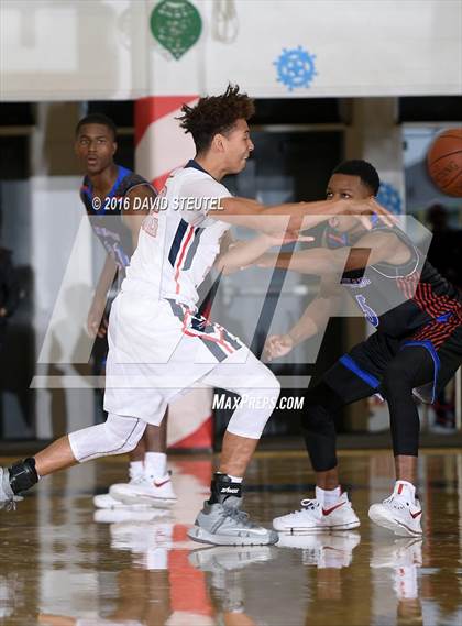 Thumbnail 1 in San Leandro vs. Dublin (Gridley Invitational) photogallery.