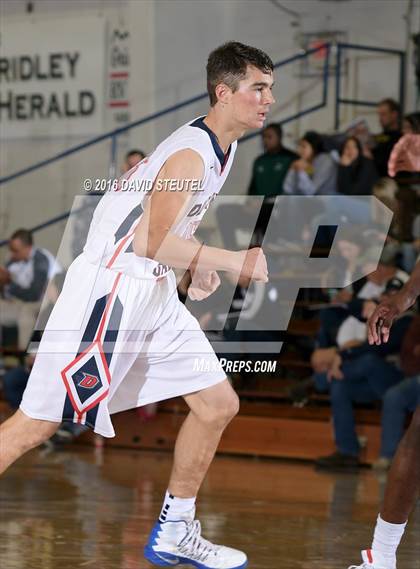 Thumbnail 2 in San Leandro vs. Dublin (Gridley Invitational) photogallery.