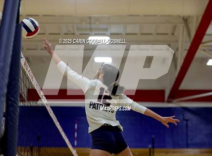 Thumbnail 2 in Dixon @ West Carteret photogallery.