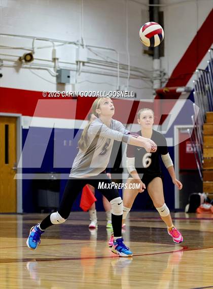 Thumbnail 2 in Dixon @ West Carteret photogallery.