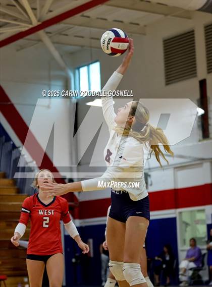 Thumbnail 1 in Dixon @ West Carteret photogallery.