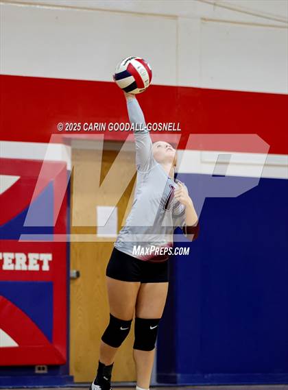 Thumbnail 3 in Dixon @ West Carteret photogallery.