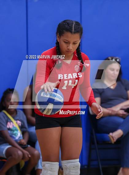 Thumbnail 1 in Burroughs vs Campbell Hall (Burbank JV Tournament) photogallery.