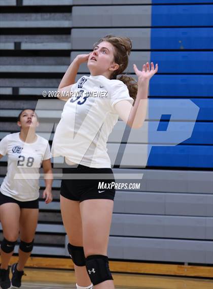 Thumbnail 2 in Burroughs vs Campbell Hall (Burbank JV Tournament) photogallery.
