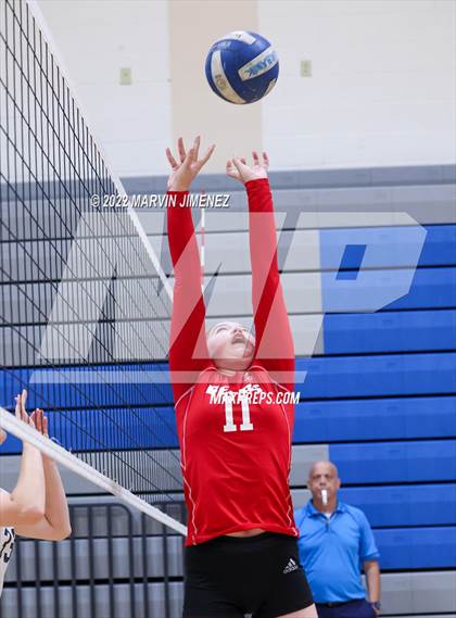 Thumbnail 1 in Burroughs vs Campbell Hall (Burbank JV Tournament) photogallery.