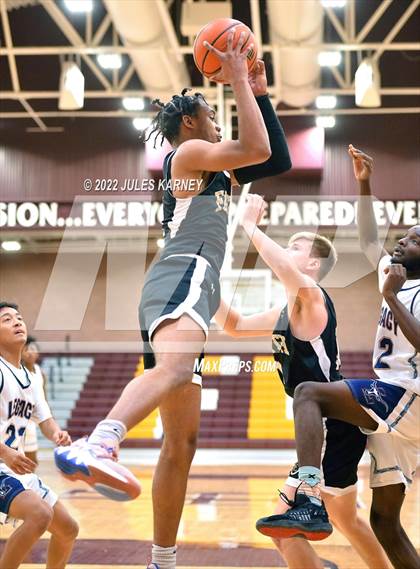 Thumbnail 1 in Legacy vs Faith Lutheran (Tarkanian Classic) photogallery.