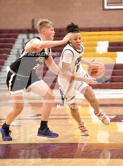 Thumbnail 2 in Legacy vs Faith Lutheran (Tarkanian Classic) photogallery.