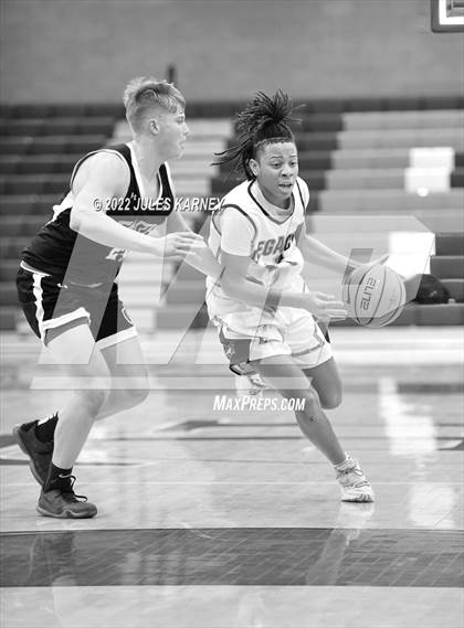 Thumbnail 3 in Legacy vs Faith Lutheran (Tarkanian Classic) photogallery.