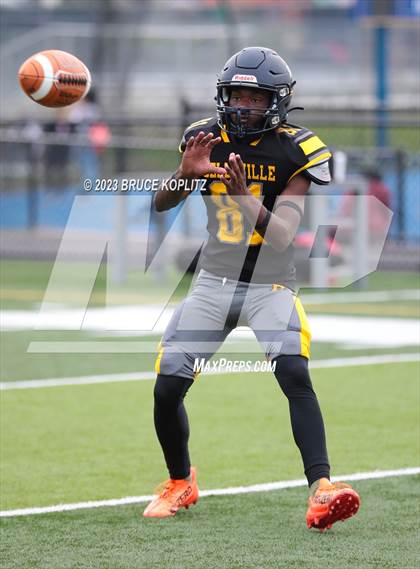 Thumbnail 1 in Millburn @ Belleville photogallery.