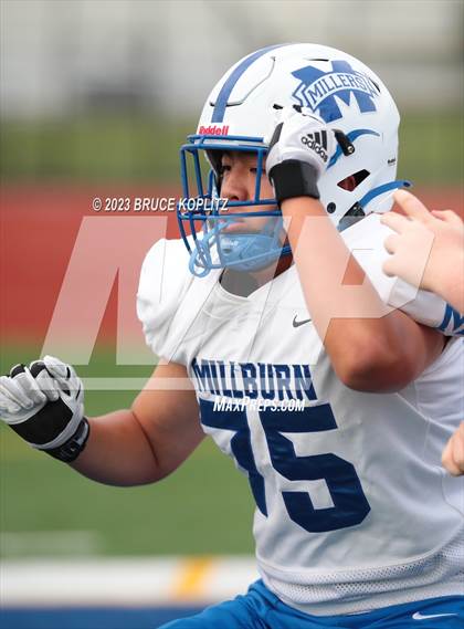 Thumbnail 1 in Millburn @ Belleville photogallery.