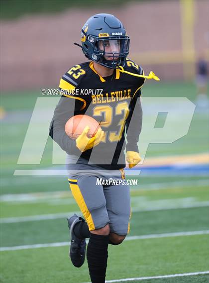 Thumbnail 1 in Millburn @ Belleville photogallery.