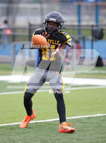Thumbnail 2 in Millburn @ Belleville photogallery.